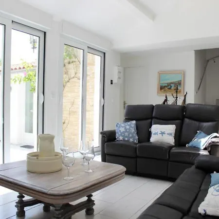 House Georges D'oleron - 10 Pers, 160 M2, 6/5 Saint-Georges-d'Oleron